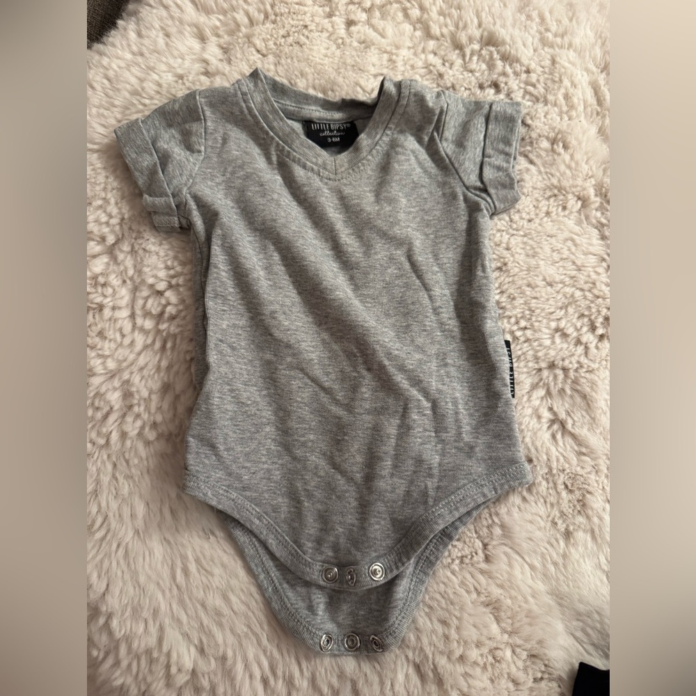 Little Bipsy Heather Gray Baby Tee